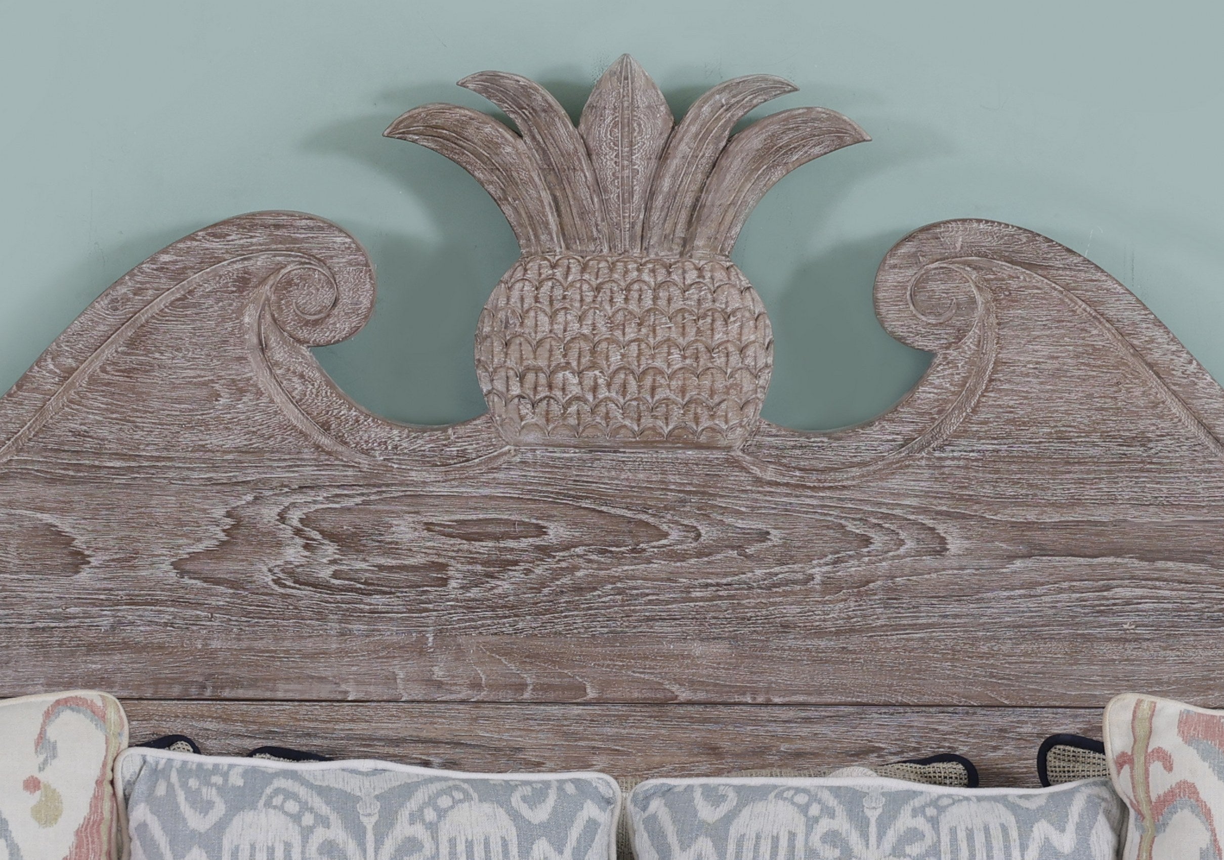 Thorseby Poster Bed