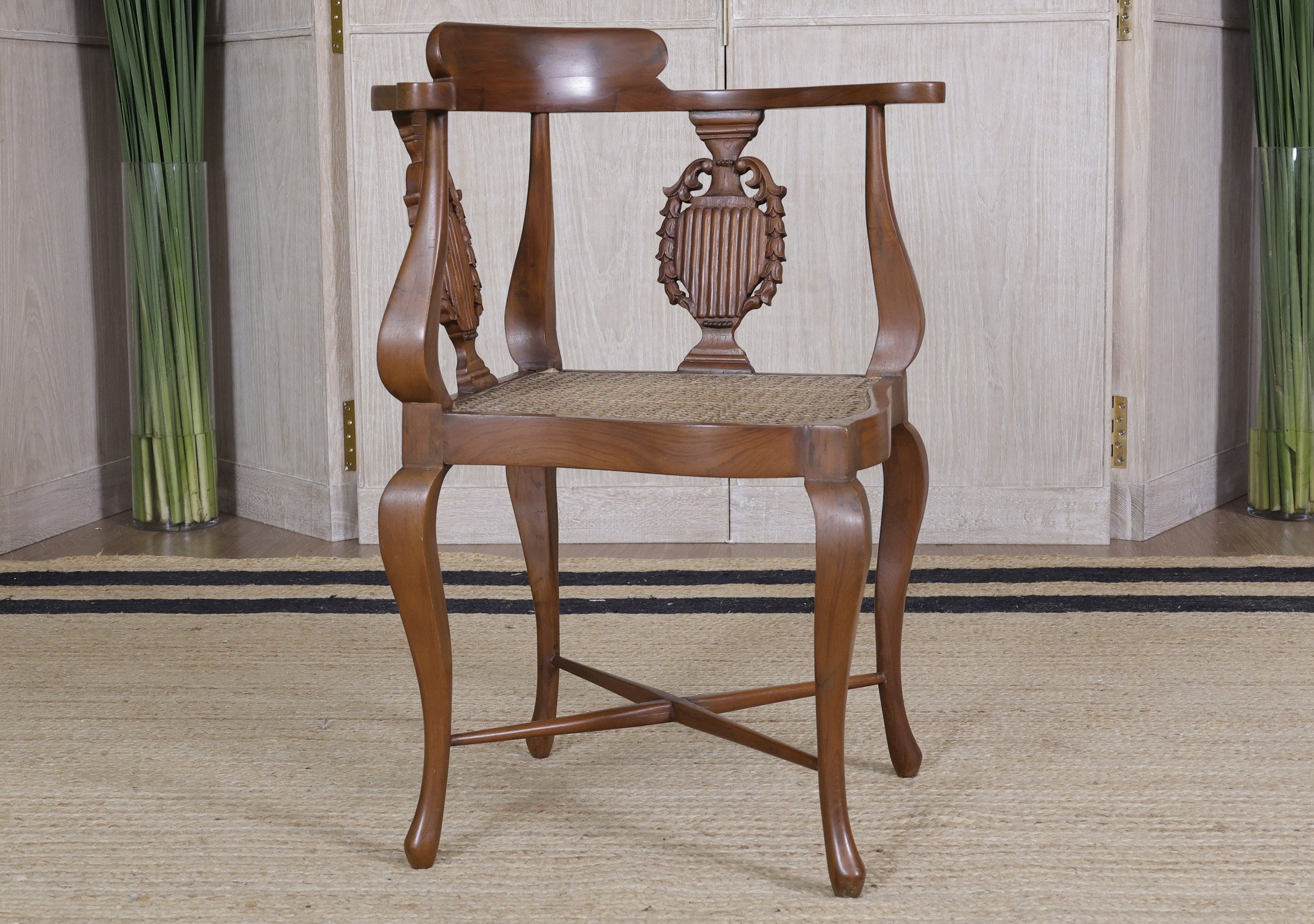 Tonville Corner Chair