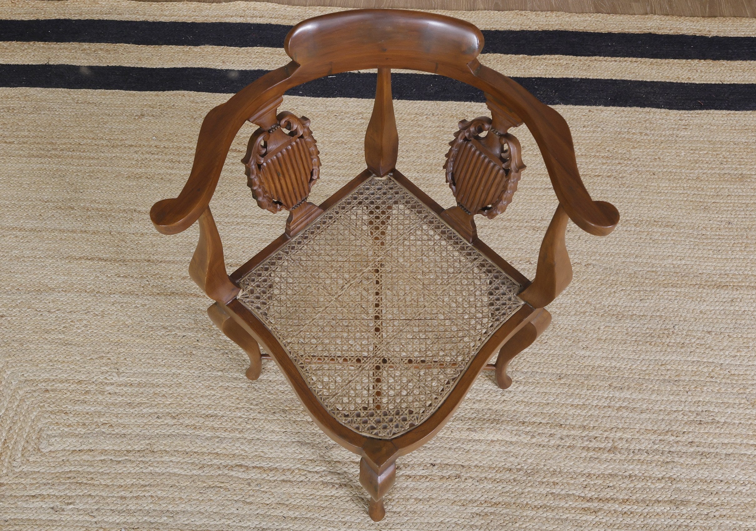 Tonville Corner Chair