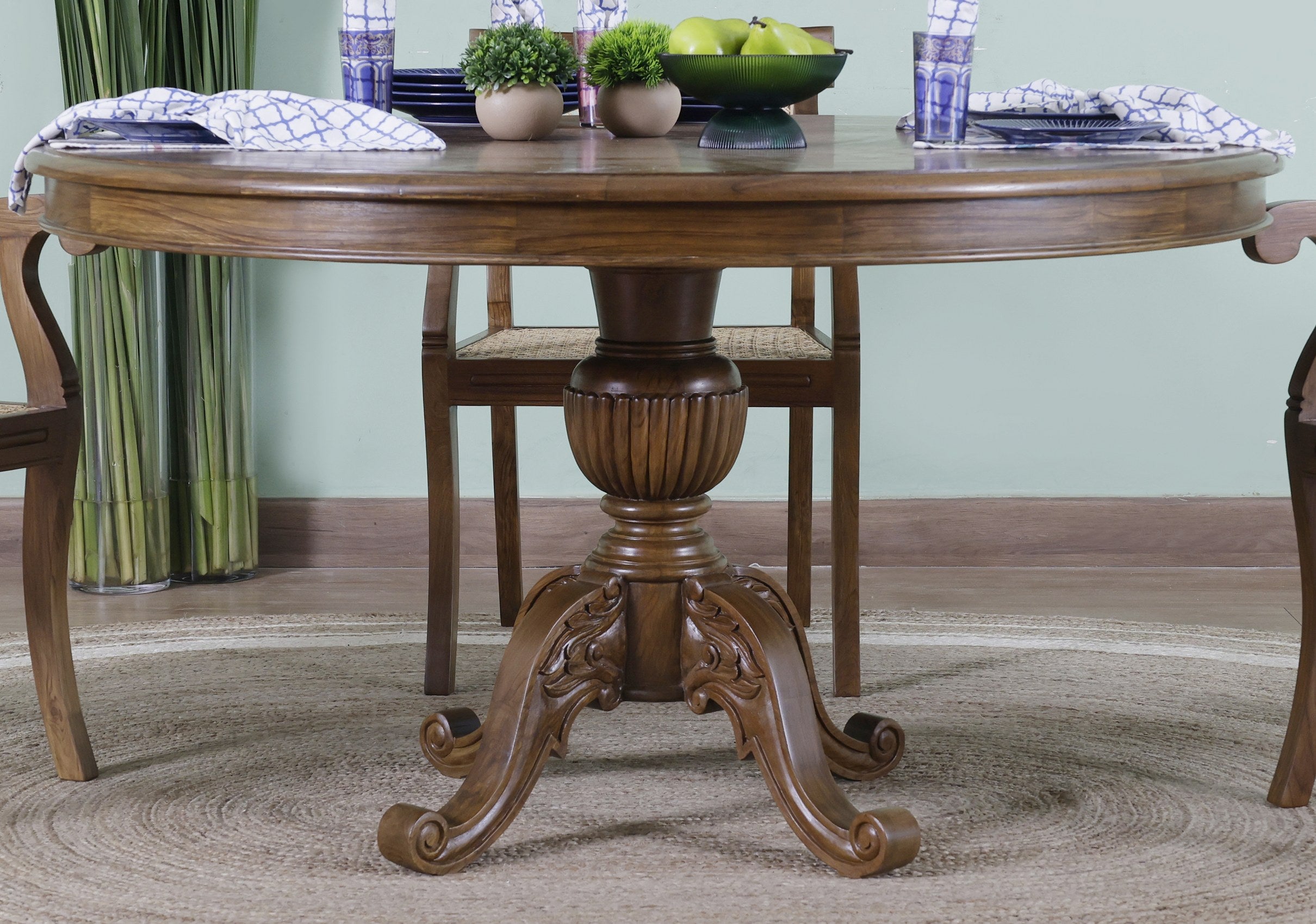 Carbost Dining Table