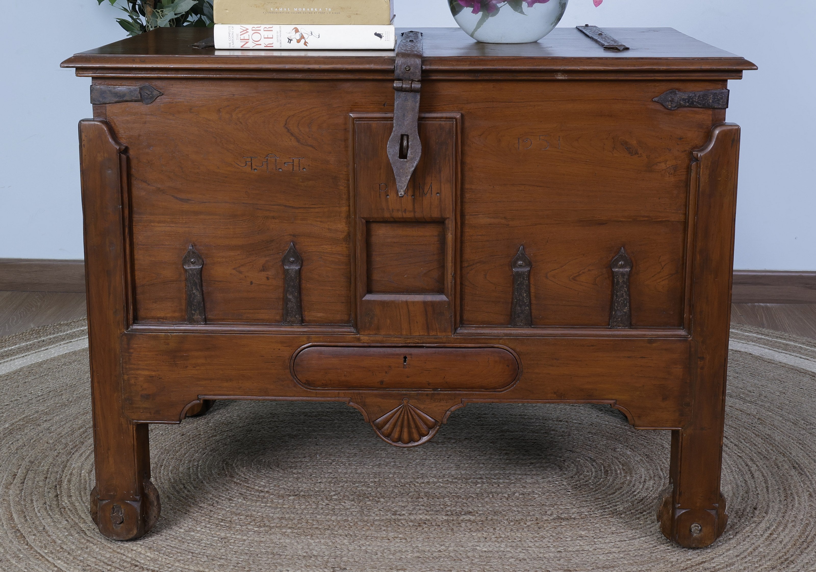 Brody Antique Chest