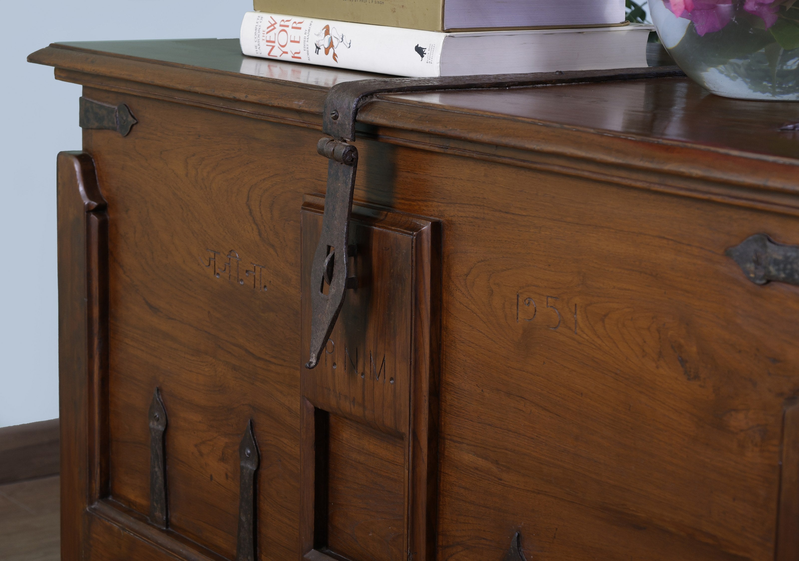 Brody Antique Chest