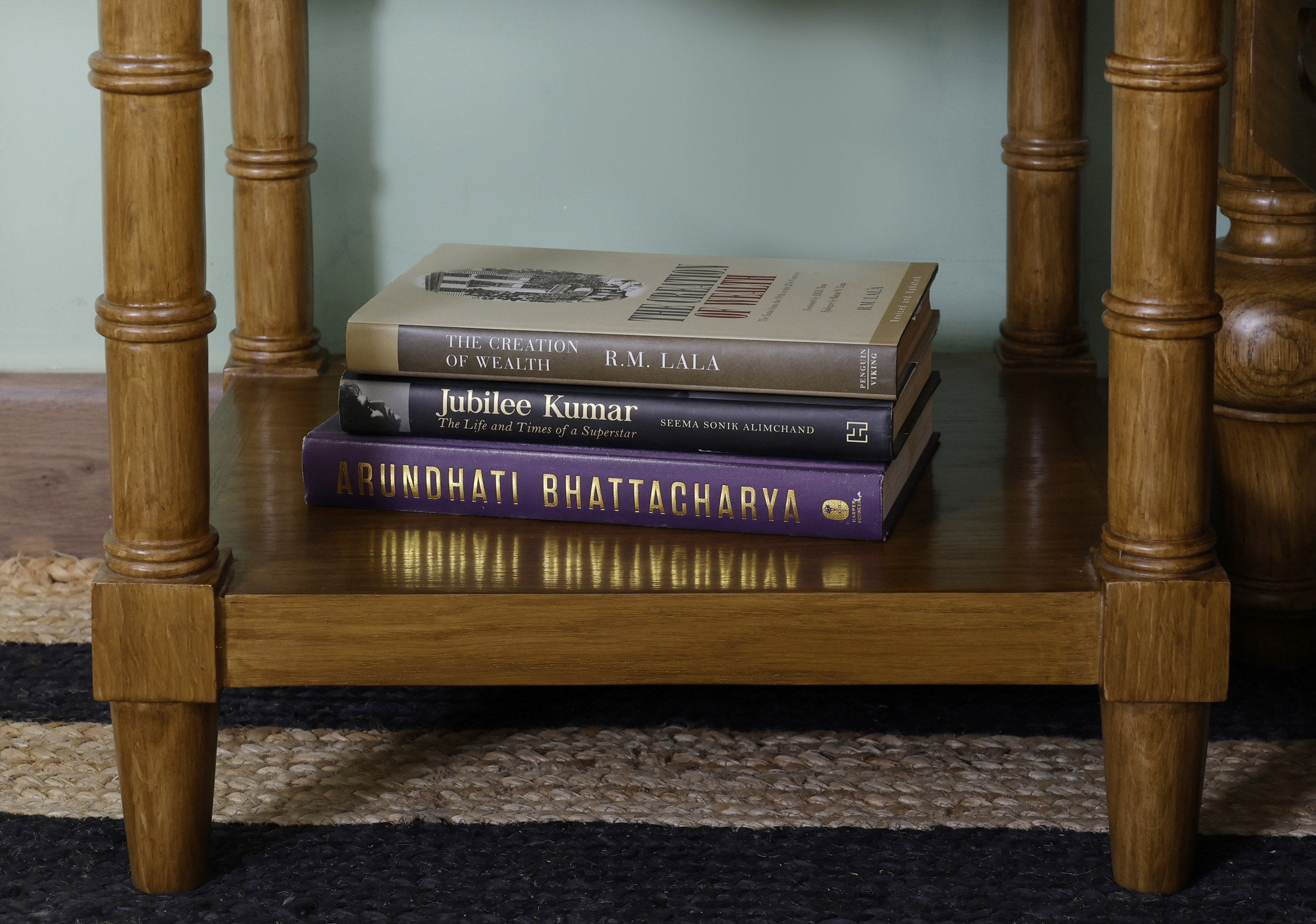 Ruglas Bedside Table