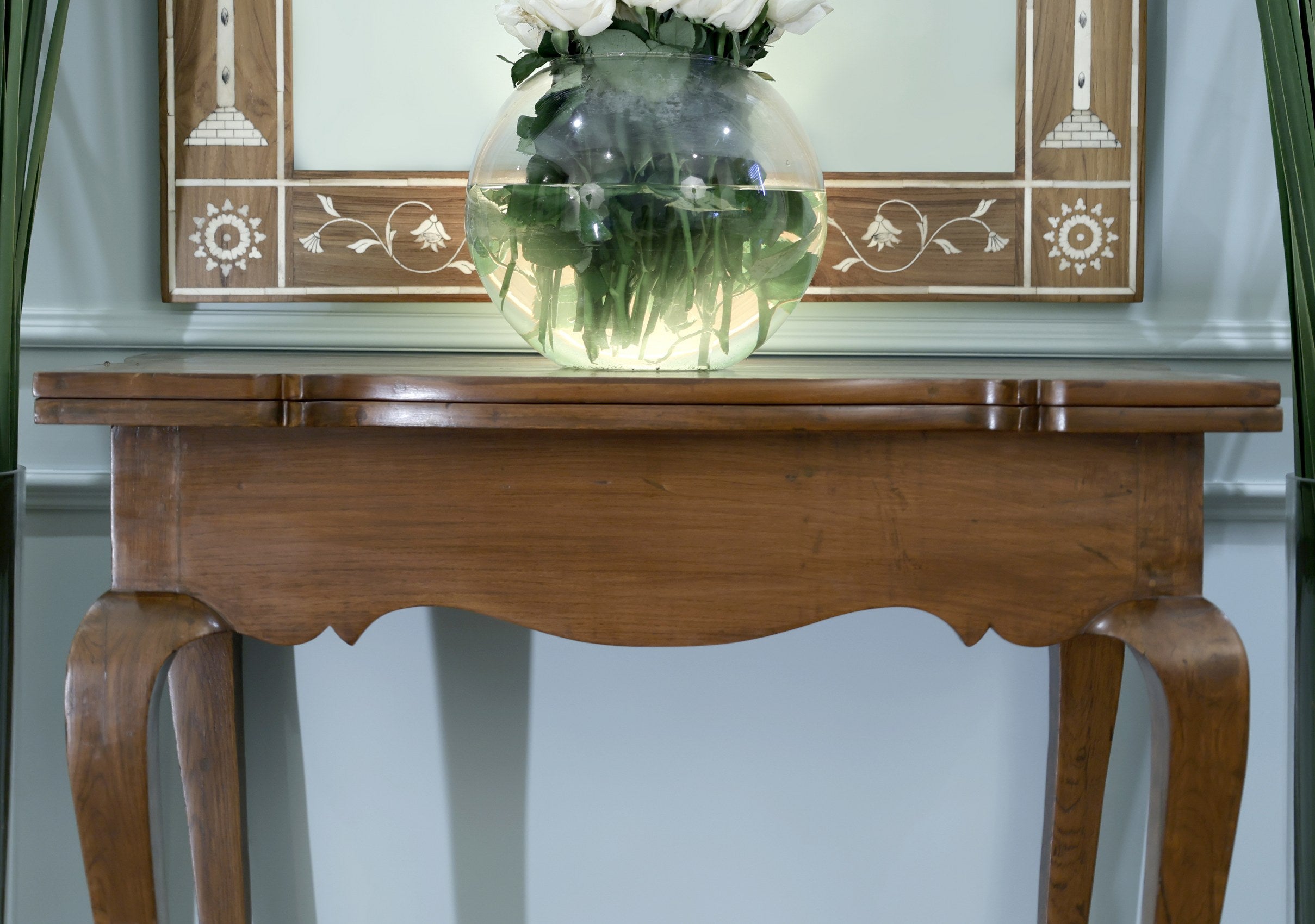 Alice Console Table