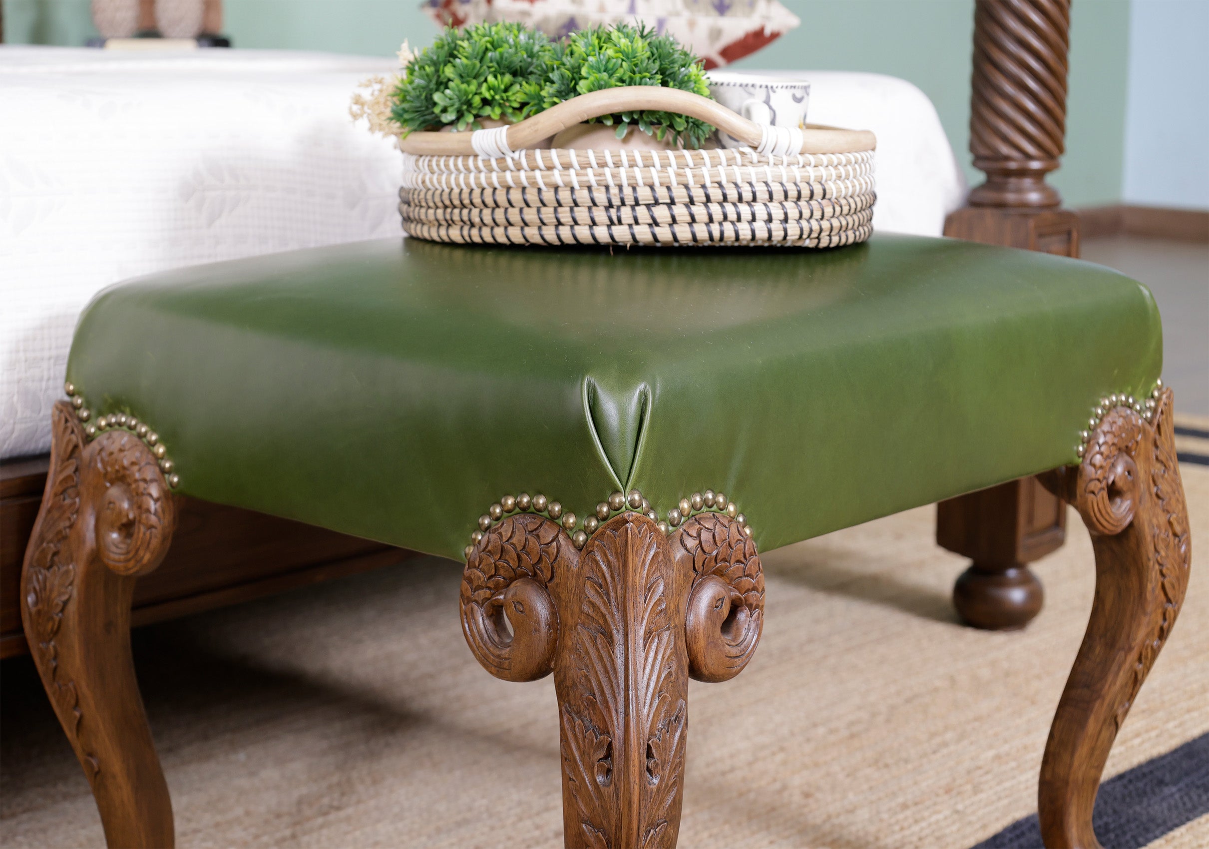 Selwyn Stool