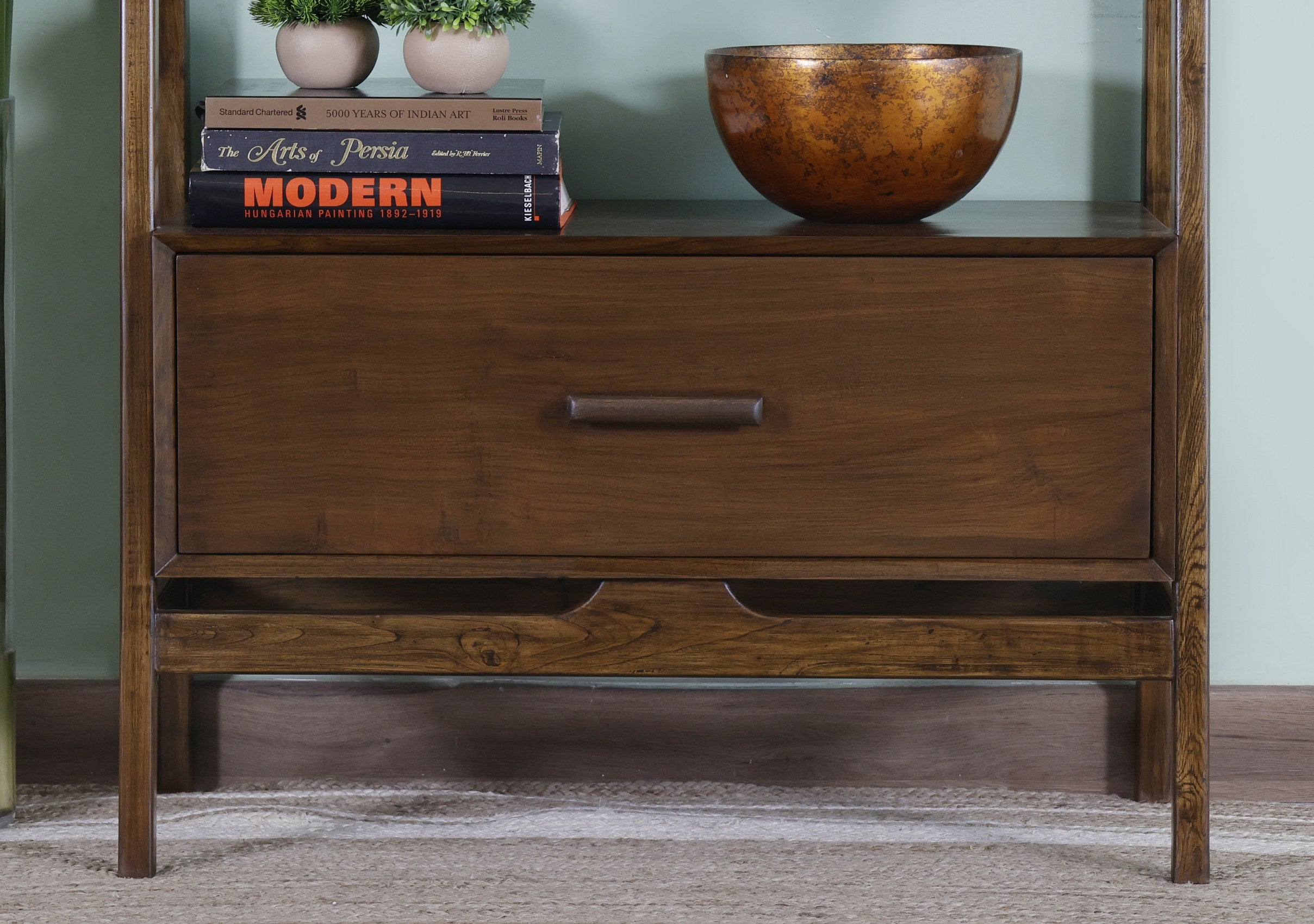 Peregrine Bookshelf